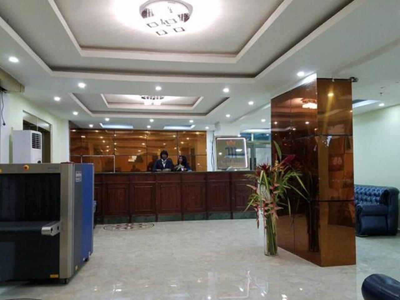 Mbayaville Hotel Douala Exteriér fotografie